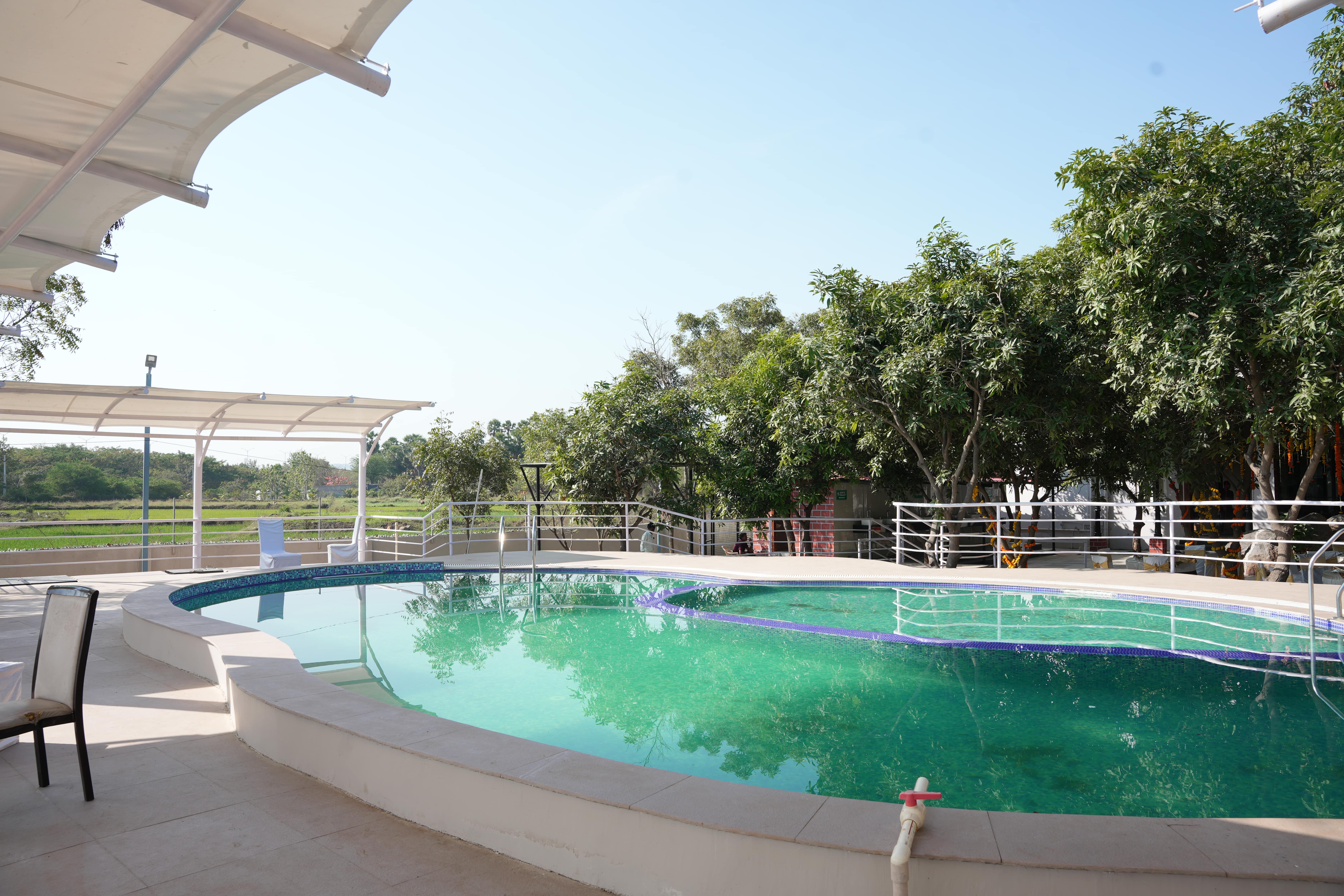 pool
